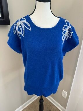 Lindsey Blake Blue Angora Beaded Floral‎ Sweater Short Sleeve Womens L VTG